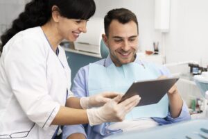 مشاوره دندانپزشک درباره لمینت